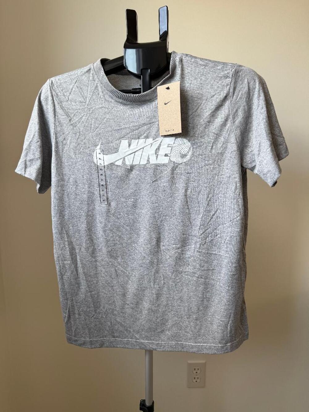 NIKE TRAINING DRI FIT KIDS EXTRA LARGE GRAY T-SHIRT